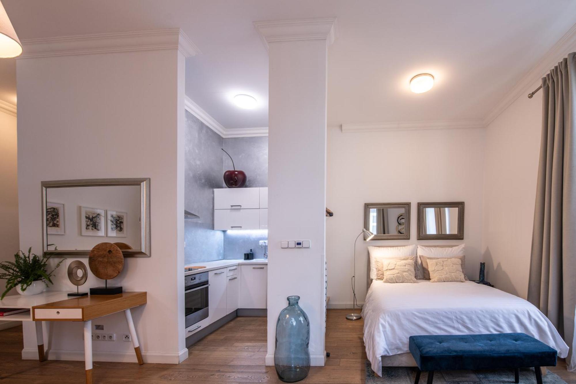 Modern Downtown Apt - Renovated, On Ideal Location Прага Екстериор снимка