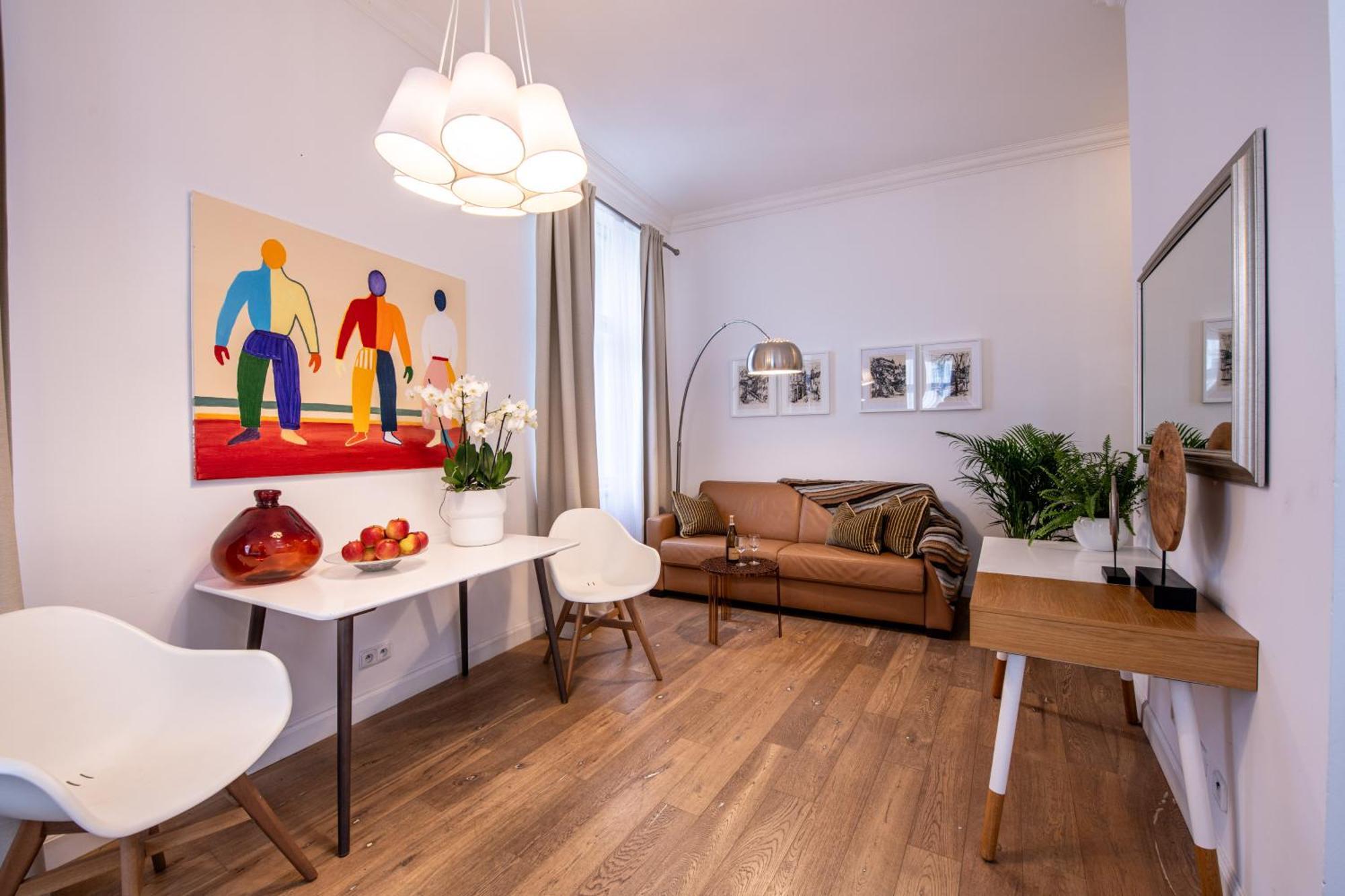 Modern Downtown Apt - Renovated, On Ideal Location Прага Екстериор снимка